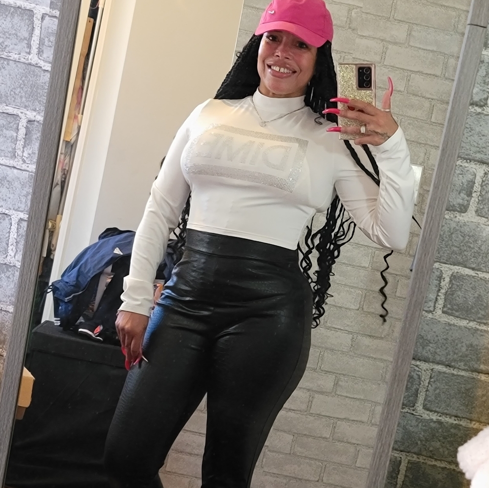 Diamond Dime Crop Top - Picture 2 of 6